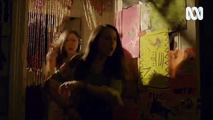 Ronny Chieng International Student - Controlled Violence