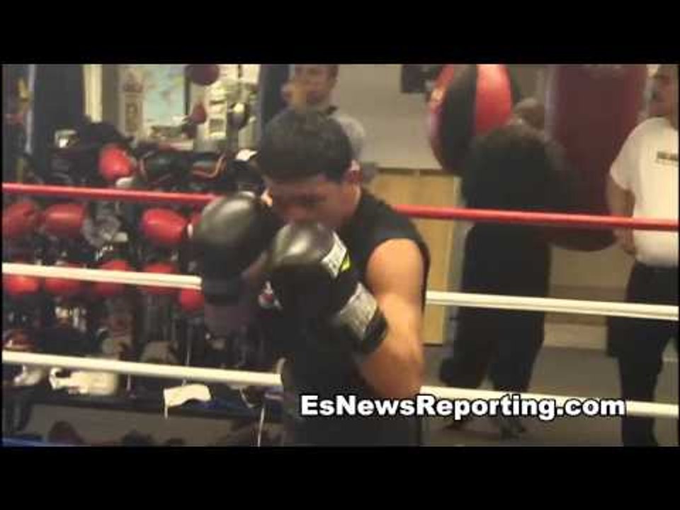 boxing star joel diaz jr shadow boxing in big bear ca - EsNews Boxing