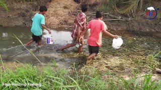 Fish Fishing tips in Canal   Boys fishin' Trap in Mud Water    Fish Hunting Fishing Videos