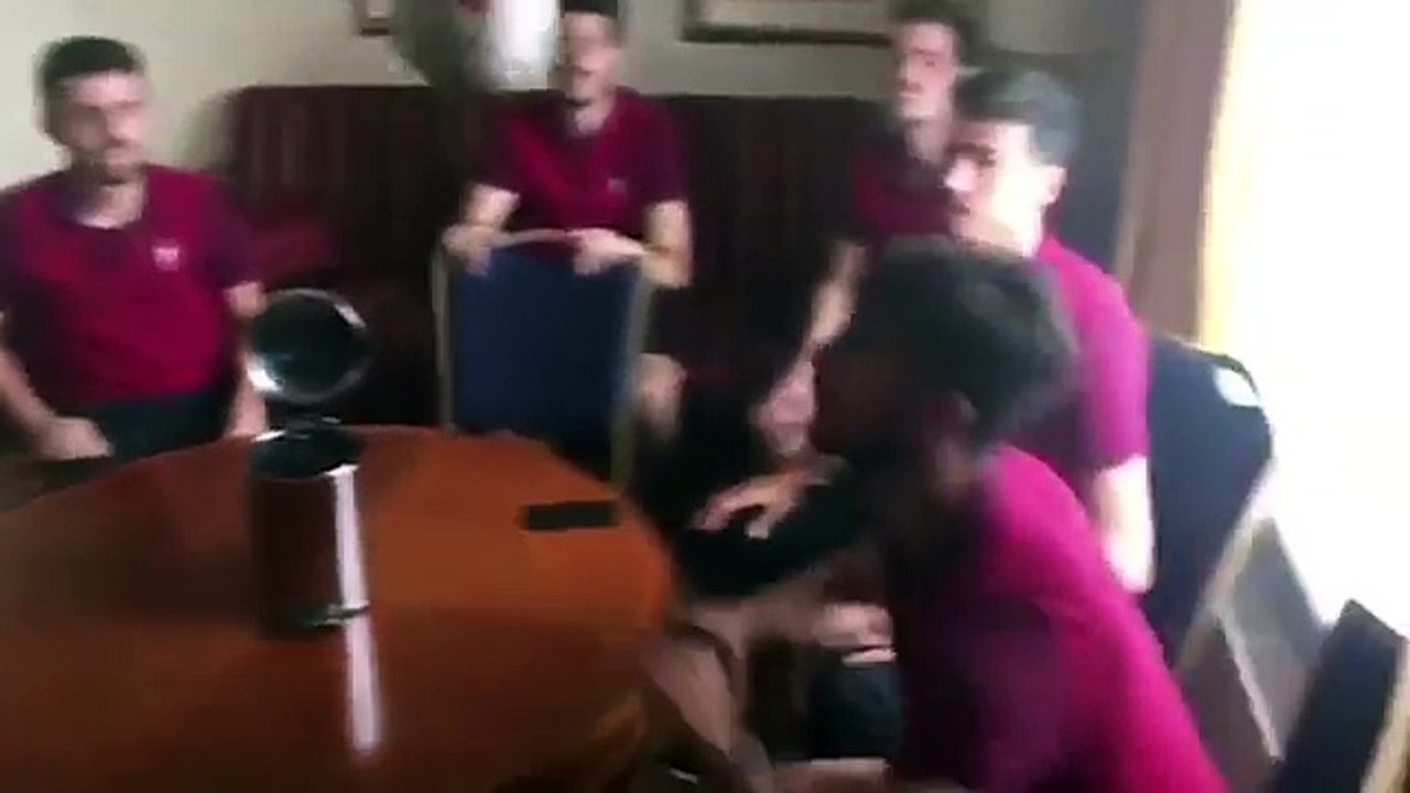 Màn chinh phục "Bin Challenge" hoàn hảo của các cầu thủ Bồ Đào Nha.