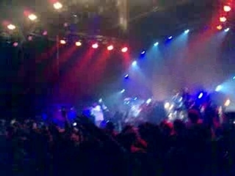 Gentleman Live in Bordeaux Dem Gone