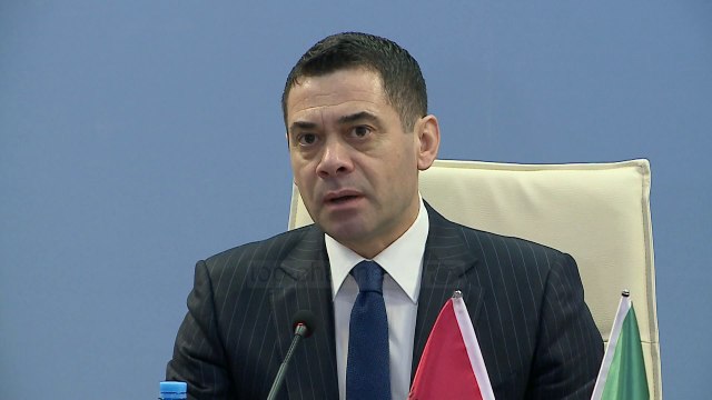 Italia fal 40 mln euro - Top Channel Albania - News - Lajme