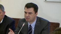 Biznesi kërkon stabilitet - Top Channel Albania - News - Lajme