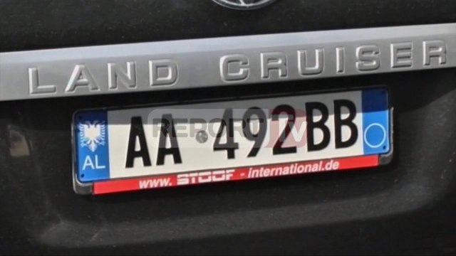 Report TV - Saimir Tahiri largohet nga ministër i Brendshëm