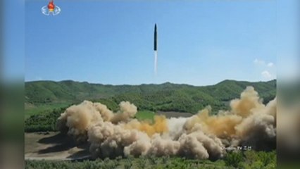 Corea del Norte anuncia que ha probado con éxito un misil intercontinental