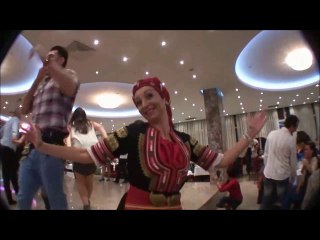 Школа за народни танци 'Еремия' най-веселото хоро в България