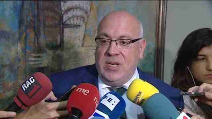 Puigdemont destituye al conseller que expresó sus dudas sobre el referéndum