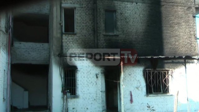 Report TV - Thumanë,digjet banesa,familja me 6 anëtarë në qiell të hapur