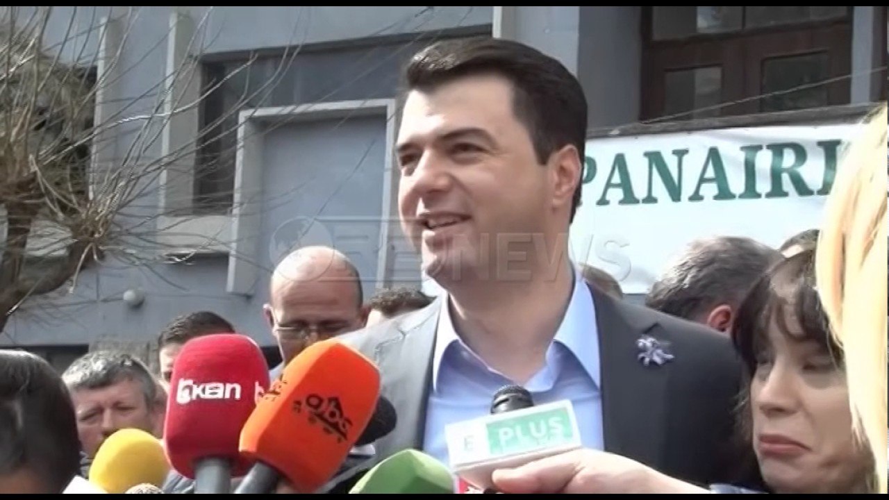 Mesazhi - Basha në Elbasan në Ditën e Verës: Qoftë fillimi i punëve të mëdha