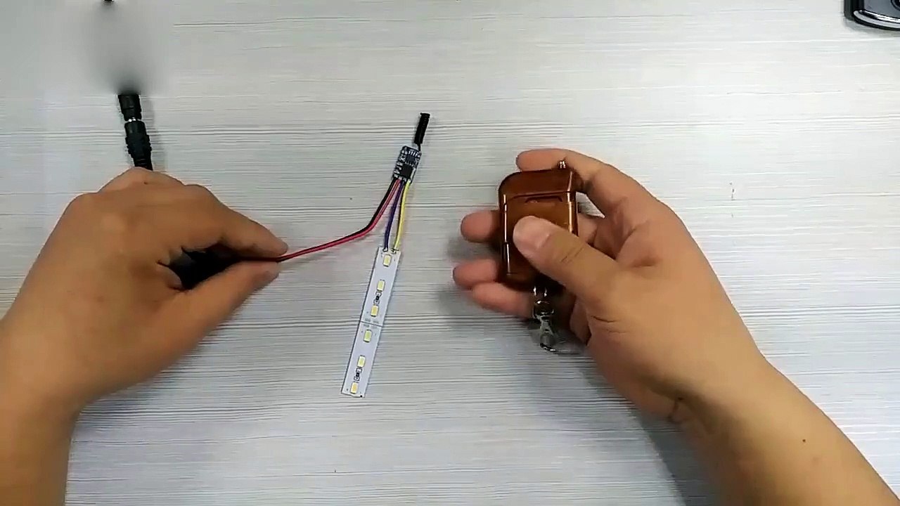 mini funkfernsteuerung micro funkschalter mini 12V einbauschalter Funksysteme, Funksteuerempfänger, Funksteuersender