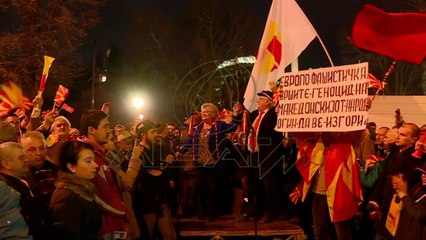 Vijuan edhe sot protestat kundër platformës shqiptare