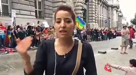 بالفيديو.. ريفية غلبتها دموعها وهي تتحدث عن ما يتعرض له أبناء الريف