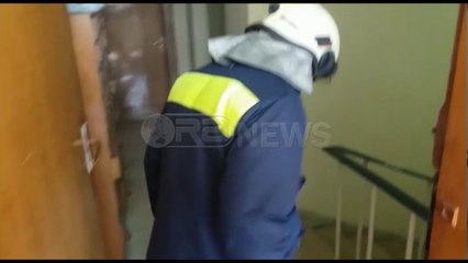 Tiranë-  Pamje brenda në Biblioketën Kombëtare ku ka rene zjarr