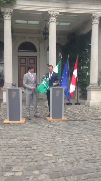 Irish PM Presents Trudeau With Rugby Jersey and Socks