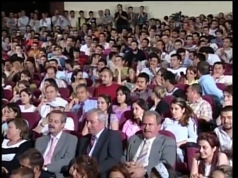 ke-efir demireli eleştiren ke-efir akpciler dinleyin laik ile isle-em birbirine zıttır bağdaşmazdiyo