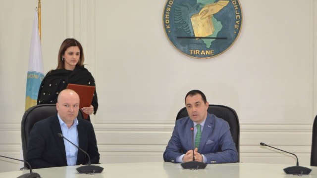 Report TV - Zgjedhjet, KQZ marrëveshje me AMA për monitorimin e fushatës