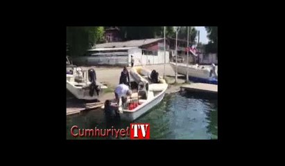 Yasağa rağmen Sapanca Gölü'nde motorla eşini gezdirdi