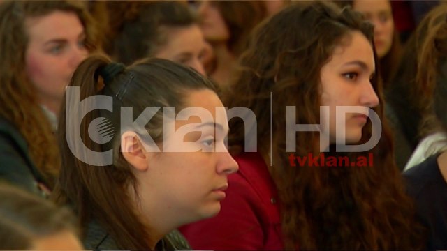 Kryemadhi akuza Nikollës për maturën shtetërore