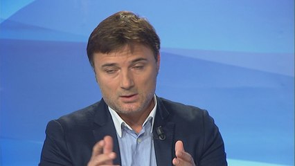 Ora News - Alibeaj: Kandidatura e Xhafajt, provokim në këtë vorbull të madhe krizash