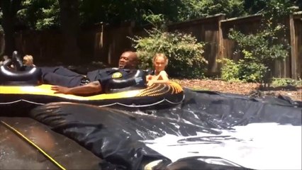 Ihbara Giden Polis Çocukluğuna Döndü