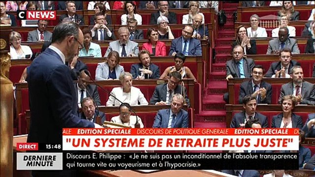 Les députés Les Républicains chahutent Edouard Philippe pendant son discours provoquant une mise au point du président