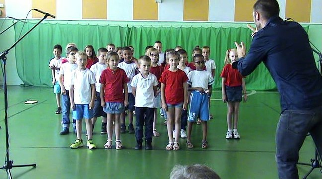 Spectacle musical des élèves de Mme Hurs autour de Cuba - Vidéo 2