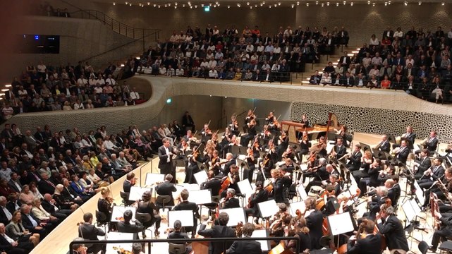 L'Orchestre National des Pays de la Loire Ovationné à la Philarmonie de l'Elbe