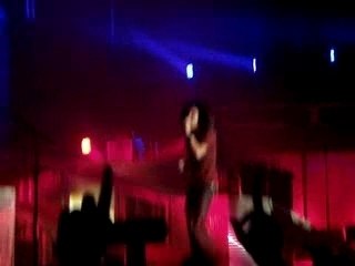 WIR STERBEN NIEMALS AUS