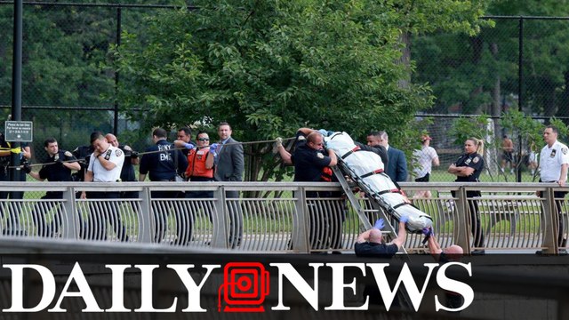 Dead man found floating in East River
