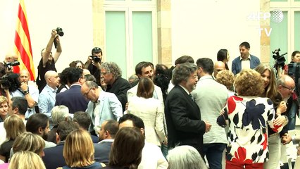 Com vitória do 'sim', Catalunha declara independência na hora