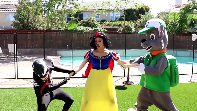 Mickey mouse clubhouse _ Frozen Elsa Draws on Joker! w_ Minnie Mouse, Venom & Paw Patrol Chase in, Cartoons FullHd Tv 2017