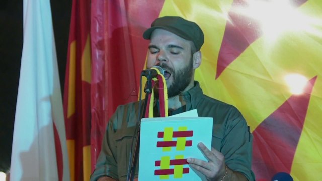 Vijojnë protestat kundër gjuhës shqipe