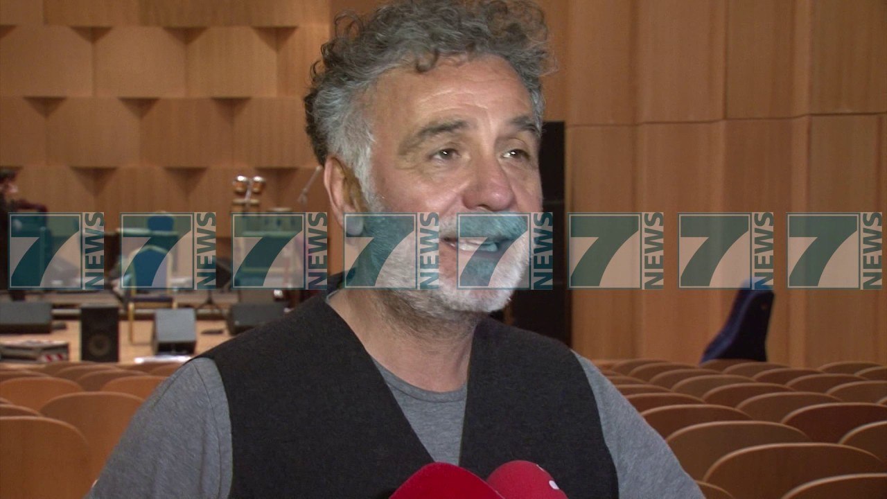 ORKESTRA E EMIGRANTEVE VJEN NE TIRANE - News, Lajme - Kanali 8