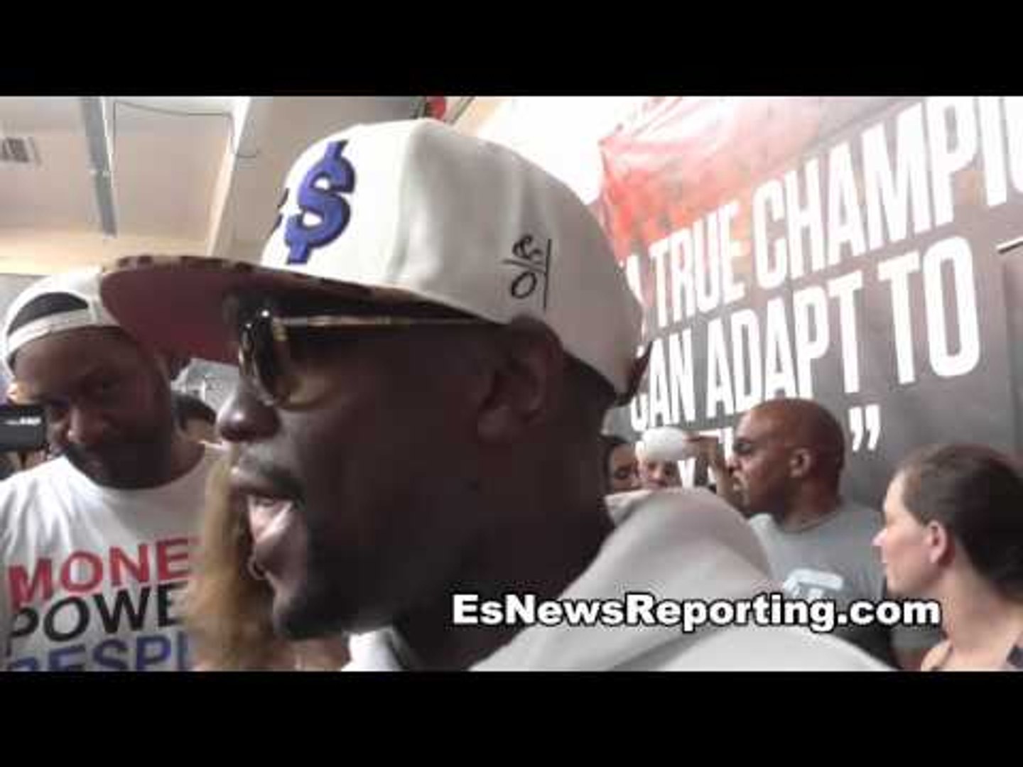 boxing superstar floyd mayweather talks about his boxing skills - EsNews Boxing