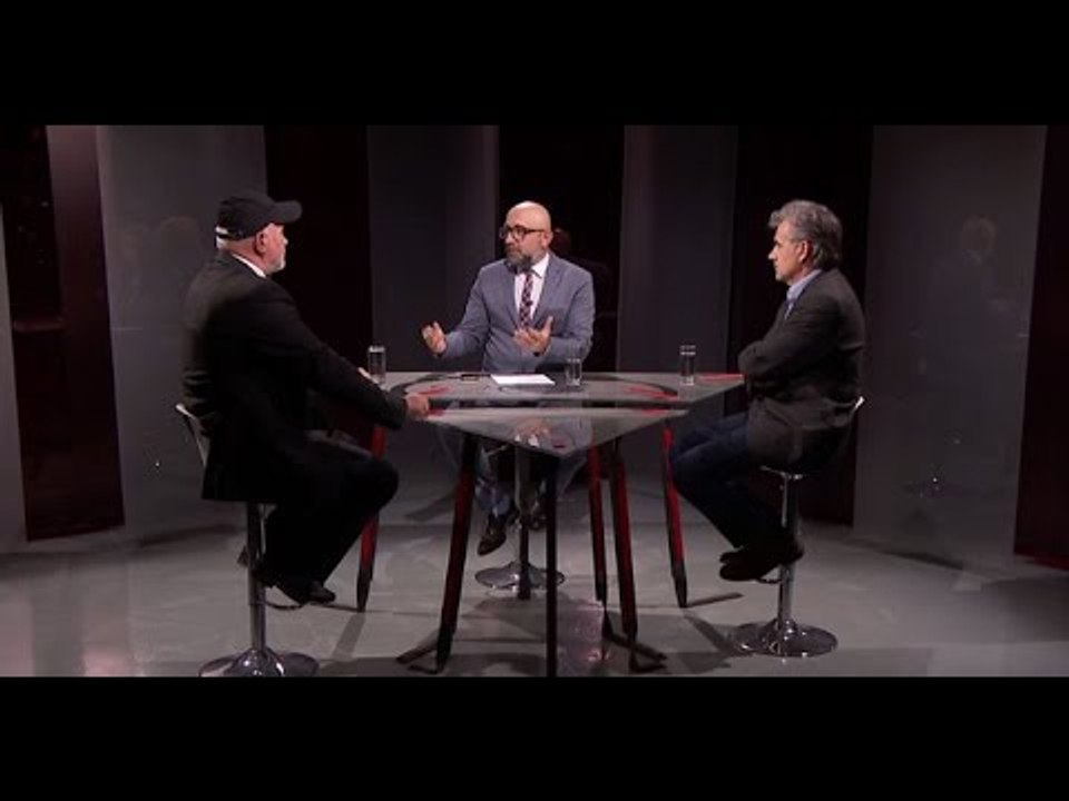 Programi 200 - A po shndërrohet tempulli i demokracisë në teatër?