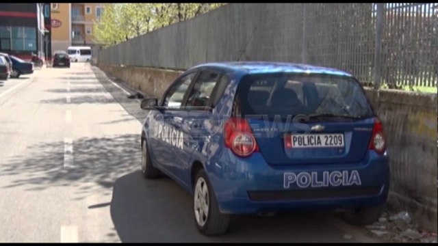 Ora News – Lezhë, nëna del për të blerë ushqime, vajza 8 vjeçare bie nga kati i 6-të