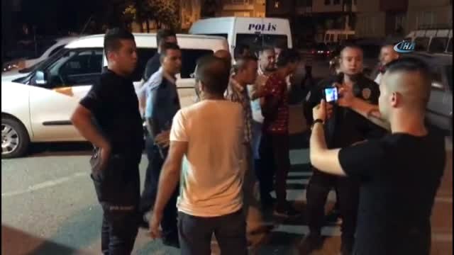Suriye Uyruklu Şahıs, Tartıştığı Vatandaşı Bıçaklayınca İlçe Karıştı