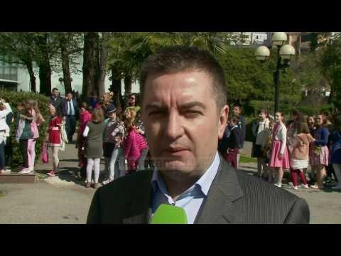 Dy ditë nga 1 Prilli, “cic-mice” koalicioni mes PS-LSI-PDIU - Top Channel Albania - News - Lajme