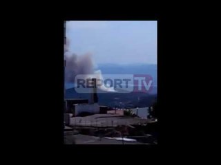 Report TV - Zjarr në Krujë, flakët përfshijnë pyllin e Krastës