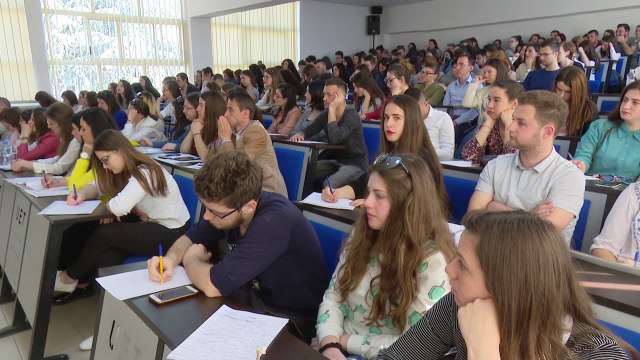 MINISTRI XHAFAJ AKUZON PD SE ESHTE KUNDER VETINGUT, “NE TE NJEJTEN LINJE JANE EDHE GJYQTARET E SEKSE