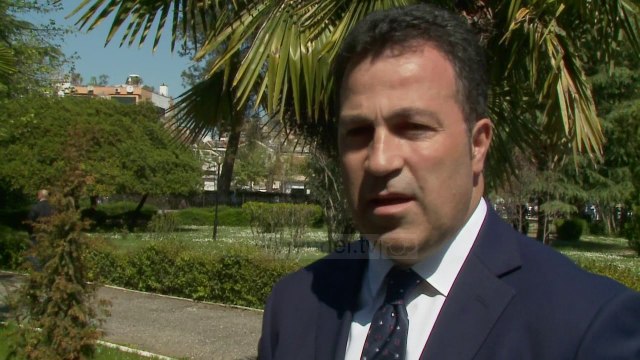 Peleshi: Dialog, jo kushte absurde - Top Channel Albania - News - Lajme