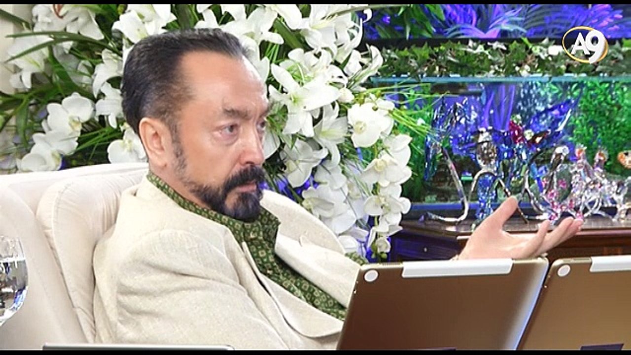 Cumhurbaşkanımız Recep Tayyip Erdoğan Topkapı Sarayı ziyaretlerinde mehterle karşılanmalı.