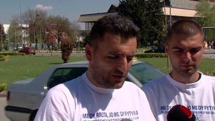 1 Prilli, qytetarët: Politikanët gënjejnë 365 ditë