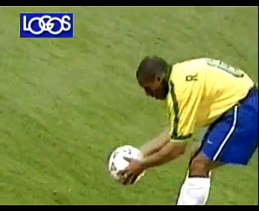 Roberto carlos harika bir frikik inanılmaz görüntüler