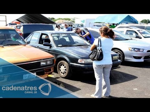 Reubican tianguis de autos en Nezahualcóyotl
