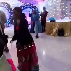 قاعة الأفراح في الموزمبيق الشقيق هههههه