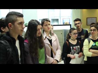 Report TV - Java e parasë, gjimnazistët vizitë në degën e Alpha Bank Albania