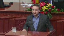 VMRO-ja vazhdon me bllokimin e Kuvendit, Ahmeti takohet me Zaevin