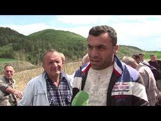 Autostrada izolon fshatrat - Top Channel Albania - News - Lajme