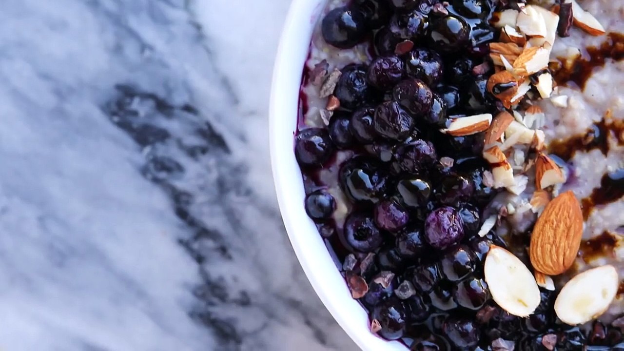 What I Eat in a Day for Glowing Skin + Updated Skincare Routine